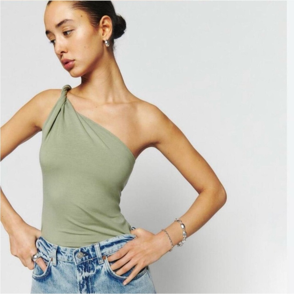 Reformation One shoulder top